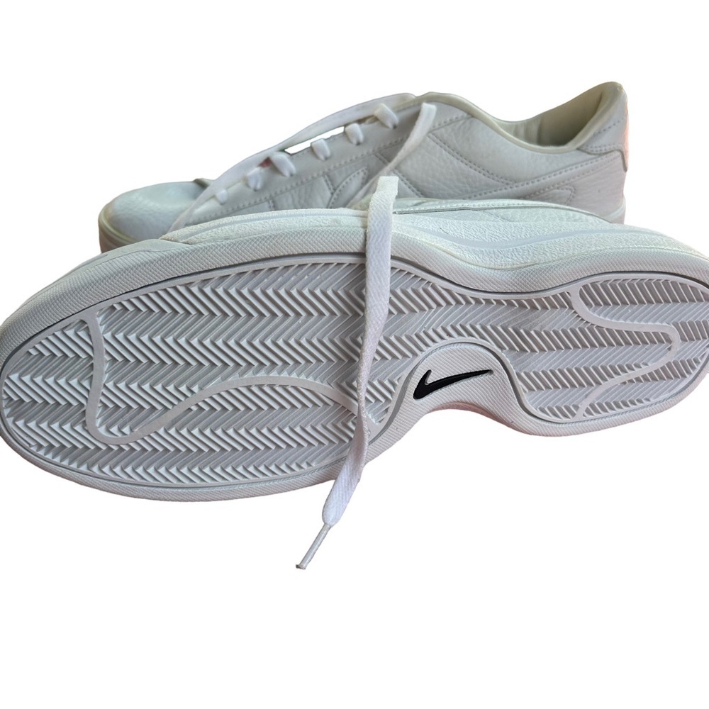 Nike sneakers - Picture 4 of 5